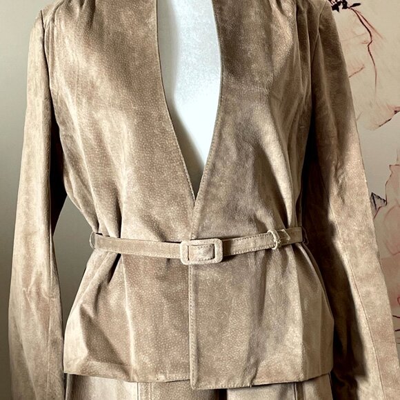 Classic Timeless Taupe / Tan Textured Suede Leather Suit 2 pc Suit plus belt - Picture 2 of 15